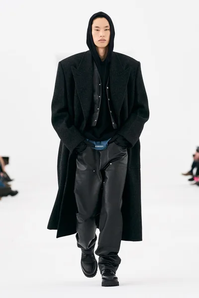 Look 22